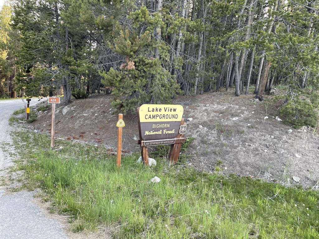 View of Lakeview Bighorn Campground sign that Luna saw at the entrance, near Meadowlark Lake in Wyoming