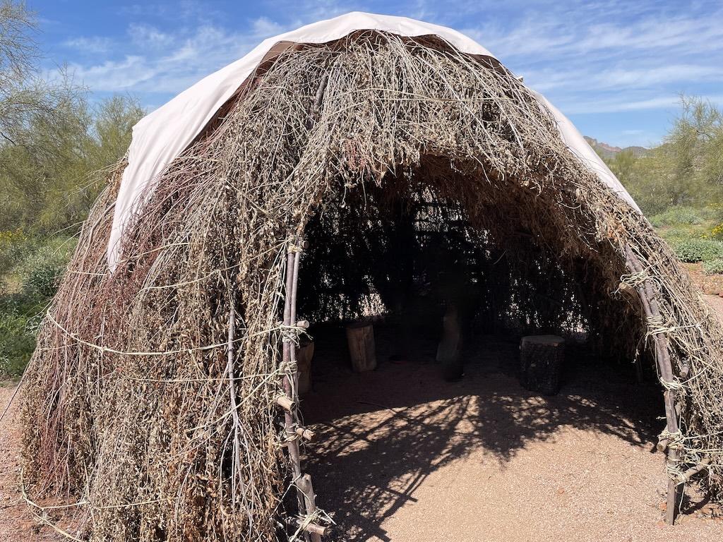 Apache Village hut at Superstition Mountain, Arizon